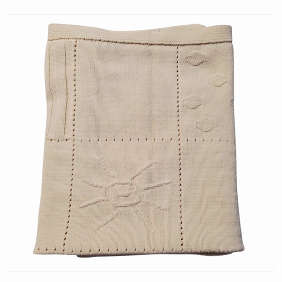 Child of Mine Cream Knit Infant Blanket w/ Block Design with Animals & Shapes - Picture 1 of 12
